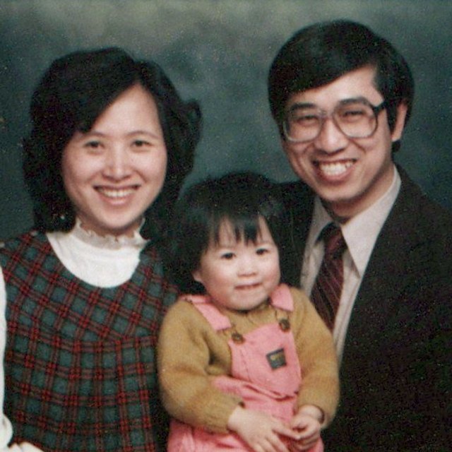 Jamay Lau as a toddler with her mom and dad